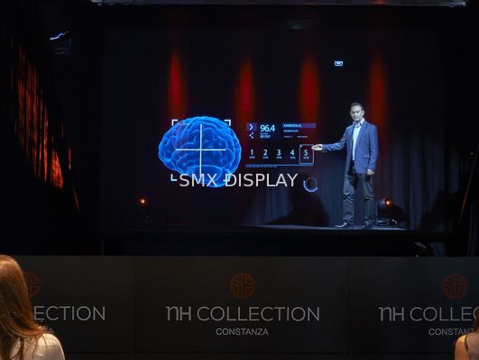 کیفیت سیستم پروجکشن هولوگرافی Musion Eyeliner Foil Hologram 3D Show کارخانه